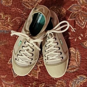 Teva Ion-Mask Athletic Shoe  Women's Sz 10